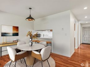 23003 Lakeview Drive 208, Mountlake Terrace WA 98043