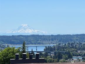 3370 Narrows View Lane NE 202, Bremerton WA 98310
