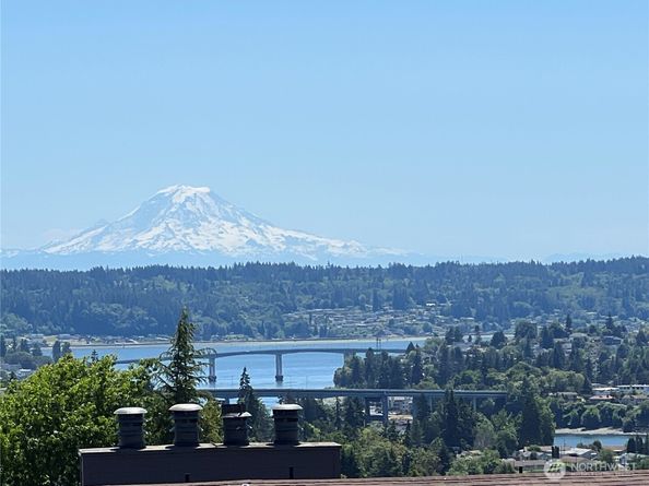 3370 Narrows View Lane NE 202, Bremerton WA 98310