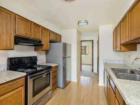 3370 Narrows View Lane NE 202, Bremerton WA 98310