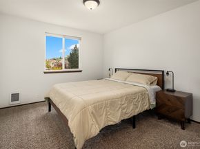 16232 2nd Place W, Lynnwood WA 98087
