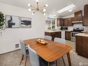 16232 2nd Place W, Lynnwood WA 98087