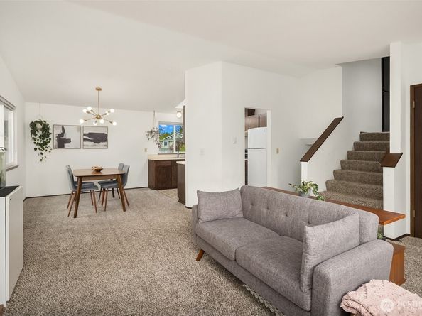 16232 2nd Place W, Lynnwood WA 98087