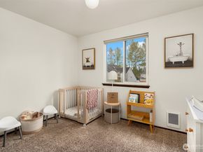 16232 2nd Place W, Lynnwood WA 98087
