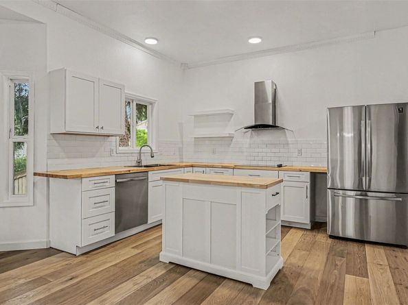 9605 132nd Street, Kirkland WA 98034