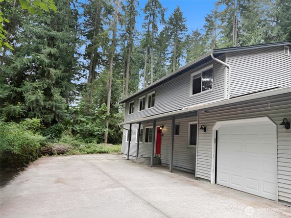 24404 SE Mirrormont Boulevard, Issaquah WA 98027
