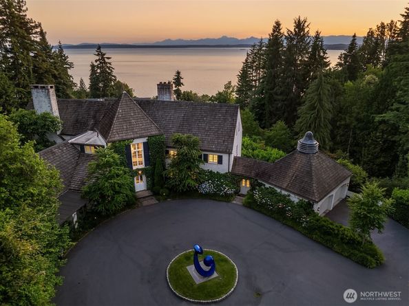 36 NW Cherry Loop Drive, Shoreline WA 98177