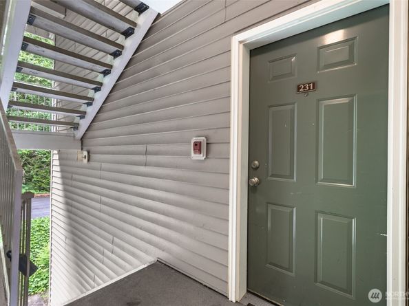 801 N Rainier Avenue F231, Renton WA 98057