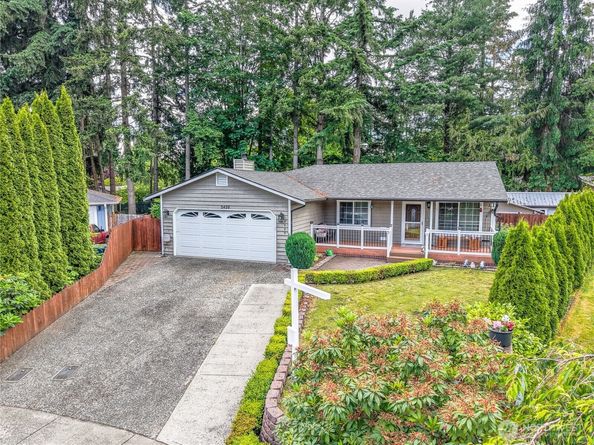 2420 166th Place SE, Bothell WA 98012
