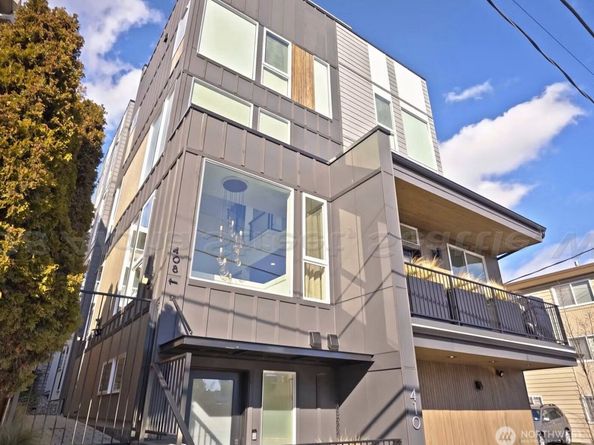 408 Aloha Street, Seattle WA 98109