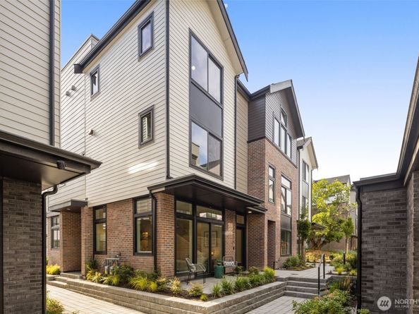 8323 A 12th Avenue NW, Seattle WA 98117