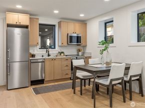 3832 32nd Avenue W, Seattle WA 98199