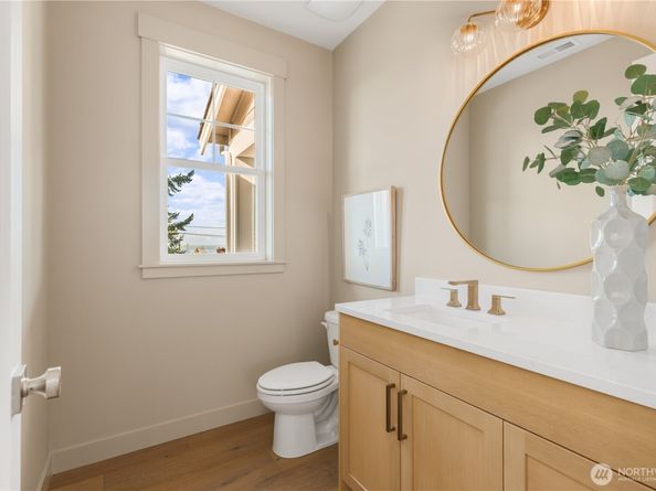 20128 21st Avenue NW, Shoreline WA 98177