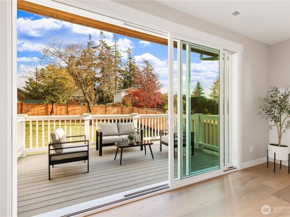 20128 21st Avenue NW, Shoreline WA 98177