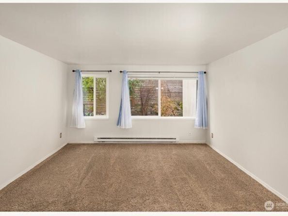 919 2nd Avenue W 204, Seattle WA 98119