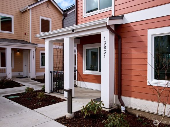 13831 32nd Lane S, Tukwila WA 98168