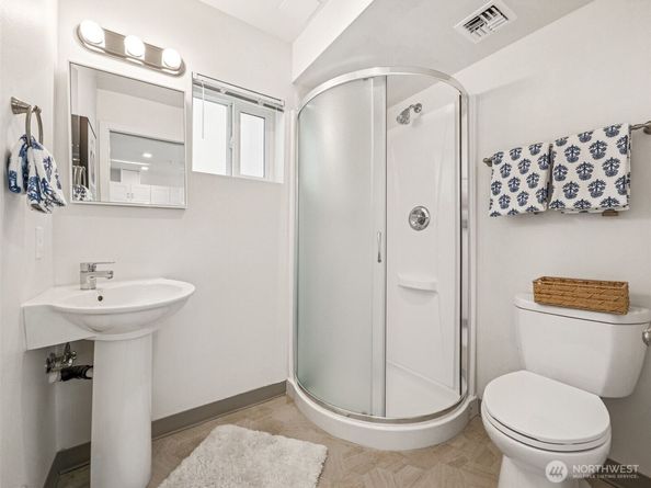 13831 32nd Lane S, Tukwila WA 98168