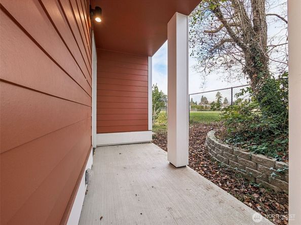 13831 32nd Lane S, Tukwila WA 98168