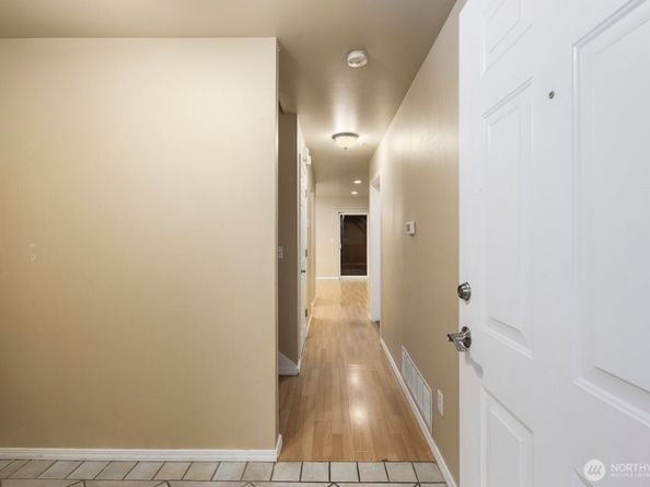 15511 35th Avenue W H, Lynnwood WA 98087