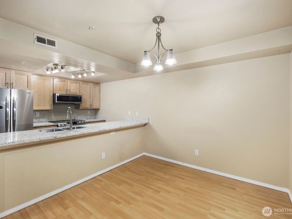 15511 35th Avenue W H, Lynnwood WA 98087