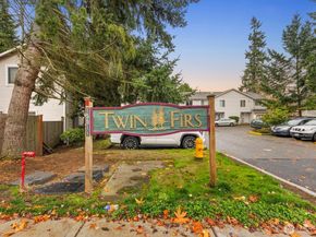 15511 35th Avenue W H, Lynnwood WA 98087