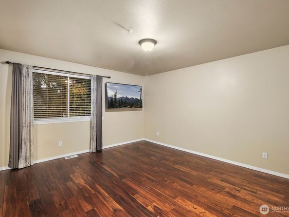 15511 35th Avenue W H, Lynnwood WA 98087