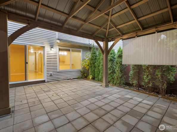 15511 35th Avenue W H, Lynnwood WA 98087