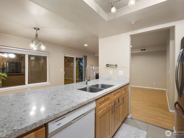 15511 35th Avenue W H, Lynnwood WA 98087