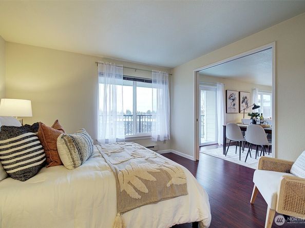 3890 Whitman Avenue N 301, Seattle WA 98103