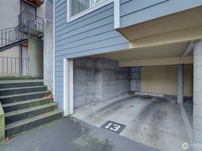 3890 Whitman Avenue N 301, Seattle WA 98103