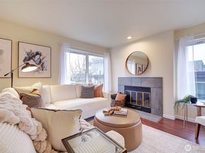 3890 Whitman Avenue N 301, Seattle WA 98103