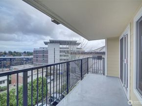 3890 Whitman Avenue N 301, Seattle WA 98103