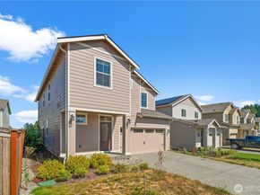 4462 Sand Dollar Street, Bremerton WA 98312