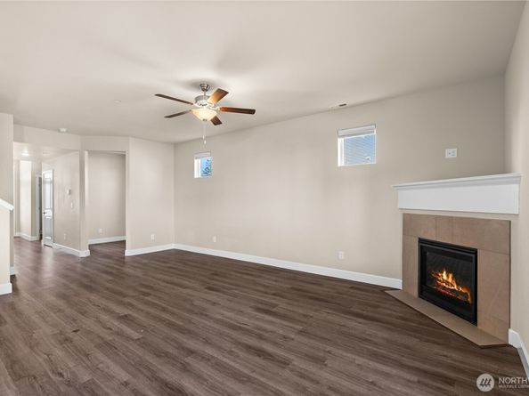 4462 Sand Dollar Street, Bremerton WA 98312