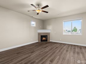 4462 Sand Dollar Street, Bremerton WA 98312