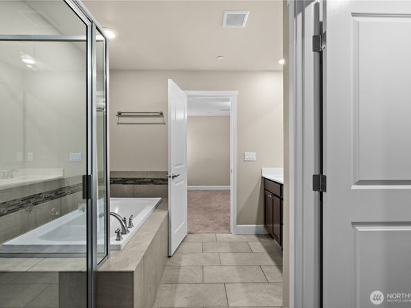 4462 Sand Dollar Street, Bremerton WA 98312