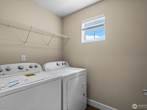 4462 Sand Dollar Street, Bremerton WA 98312