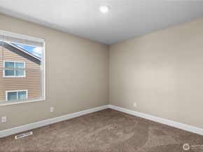 4462 Sand Dollar Street, Bremerton WA 98312