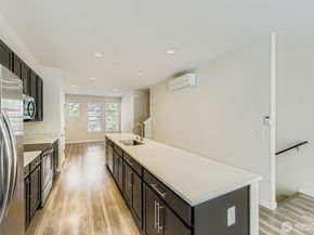 15720 Meadow Road A6, Lynnwood WA 98087