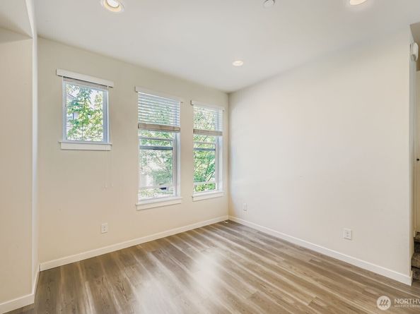 15720 Meadow Road A6, Lynnwood WA 98087