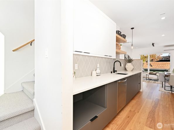 6308 26th Avenue NW, Seattle WA 98107