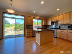 1118 S 36th Street, Renton WA 98055