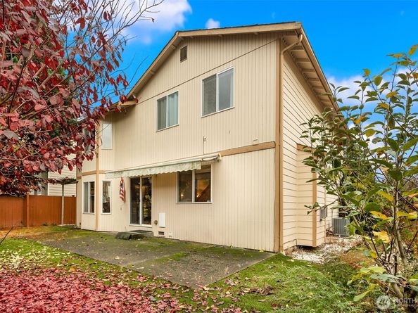 2632 NE 24th Court, Renton WA 98056
