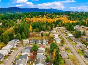 2632 NE 24th Court, Renton WA 98056