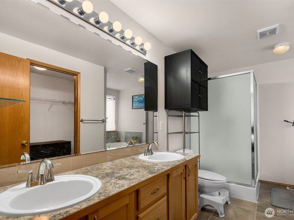 2632 NE 24th Court, Renton WA 98056