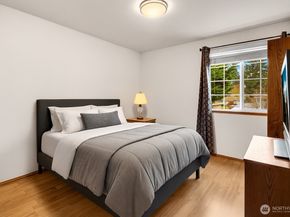 2632 NE 24th Court, Renton WA 98056