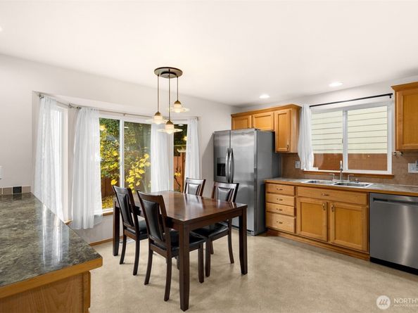 2632 NE 24th Court, Renton WA 98056