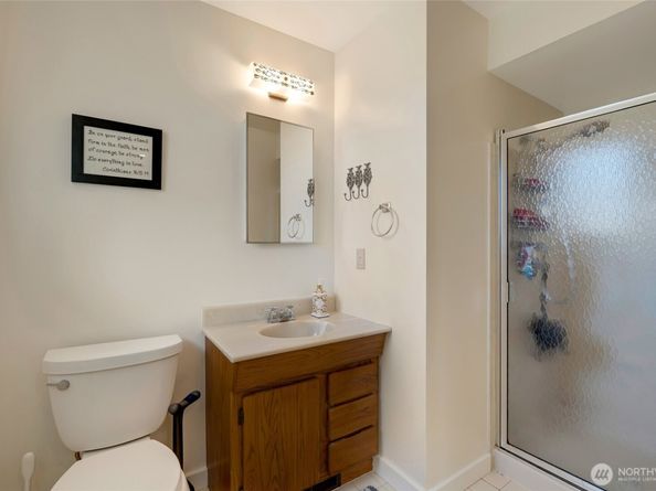 8804 209th Place SW, Edmonds WA 98026