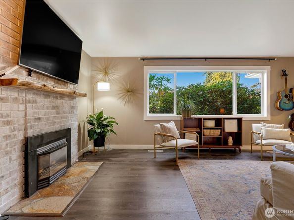 8804 209th Place SW, Edmonds WA 98026