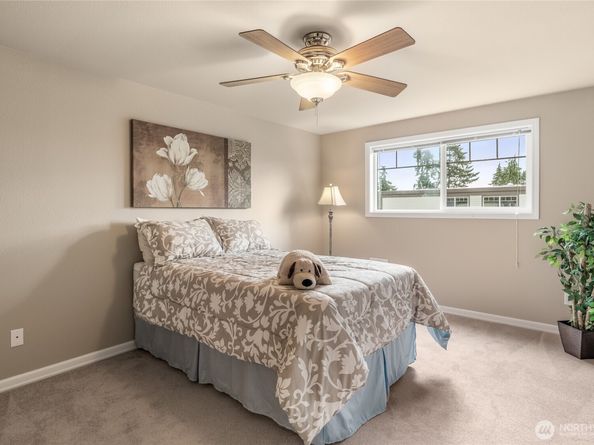 7505 212th Street SW C301, Edmonds WA 98026